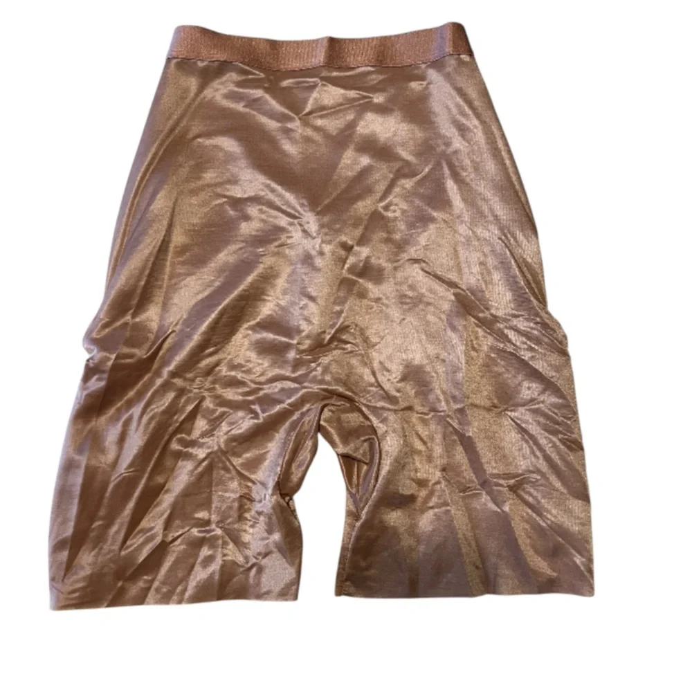 Skims Barely There Shapewear Low Back Shorts in Sienna size XS NWT - Picture 2 of 13